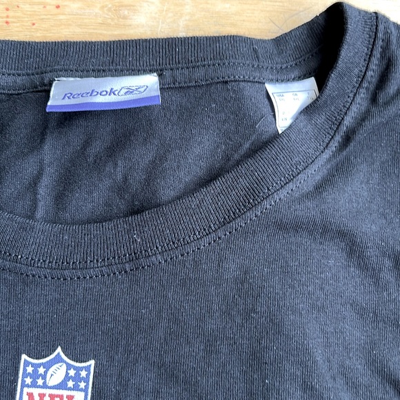 Reebok tee size 6XL color black white and red - Picture 2 of 3